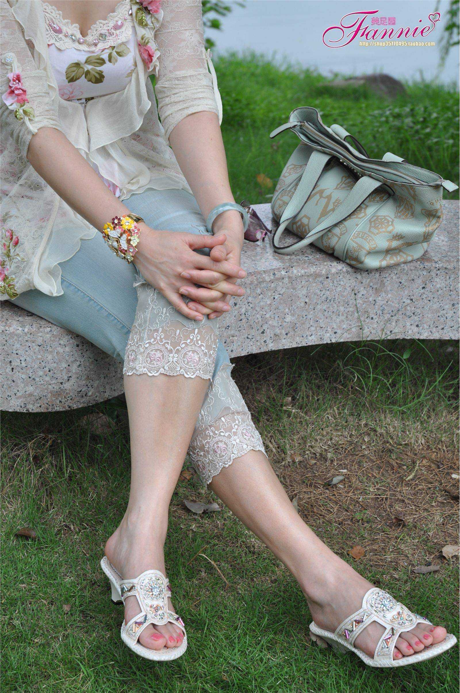 夏日阳光、细雨和微风（1） 芬妮高清丝足